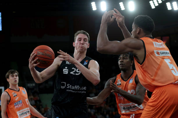 孙颖莎因战 孙颖莎因战