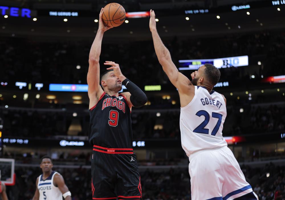 公牛队在防 公牛队在防