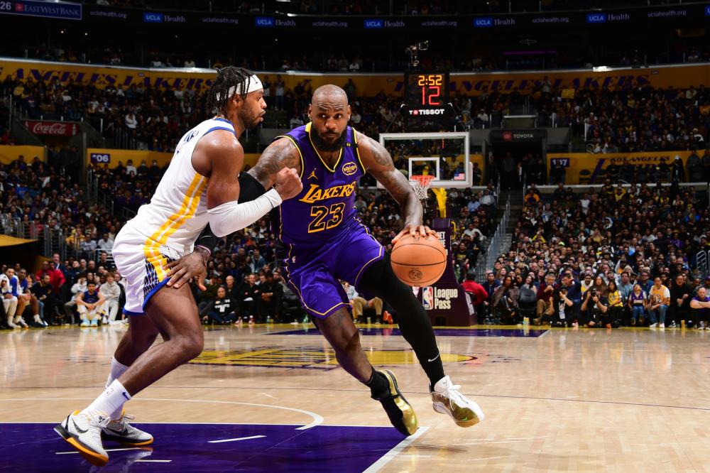 他用实际行 他用实际行