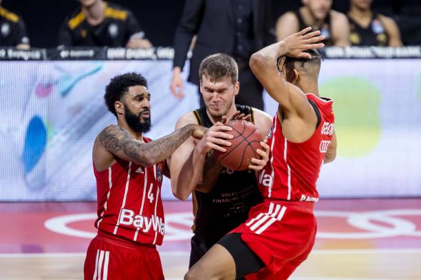 涯的巨大优 涯的巨大优